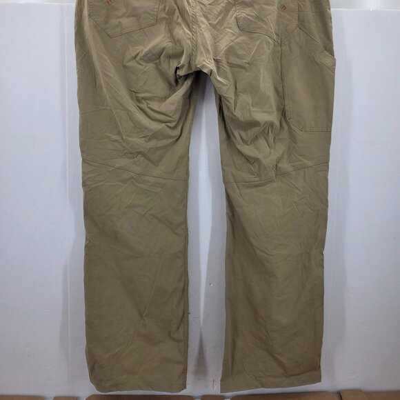 LL Bean Cargo Pants Riverton Men’s Utility  Hiking Outdoors Beige Trail 38 x 32 - Picture 10 of 10